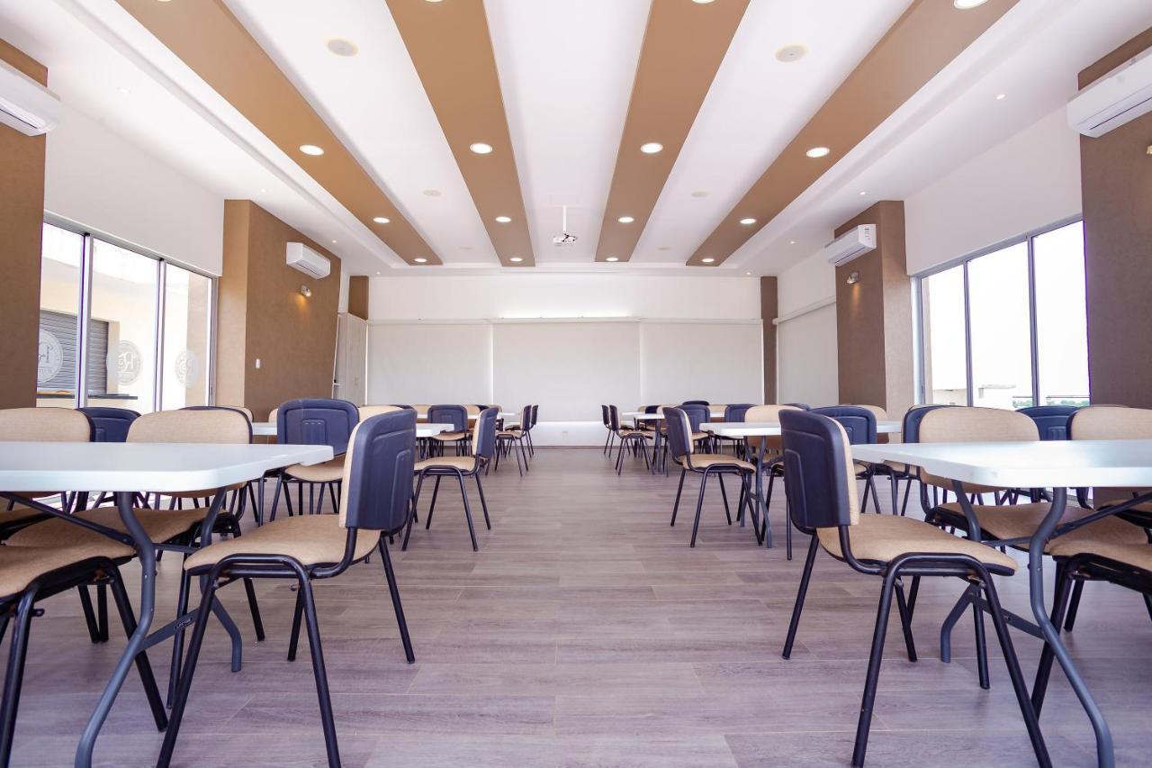 Hotel Ribera Sinu Montería Екстериор снимка