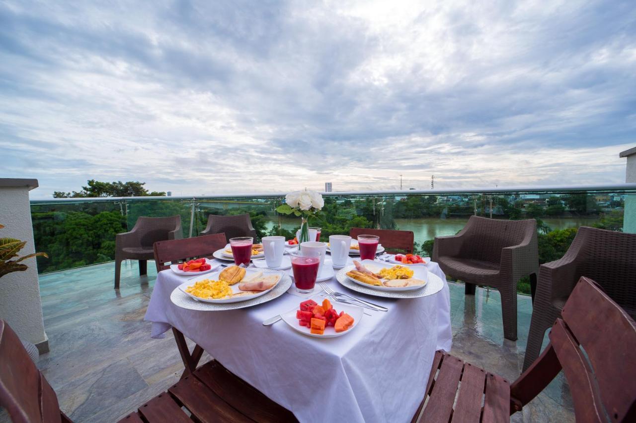 Hotel Ribera Sinu Montería Екстериор снимка
